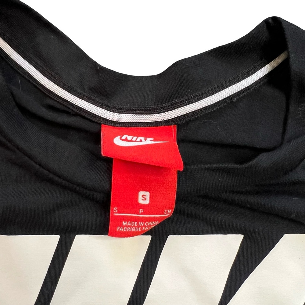 Nike Women's Sportswear Essential Crop
Logo Tank Top Black & White Small - Picture 5 of 5